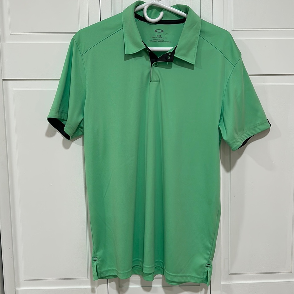 Oakley M green golf polo